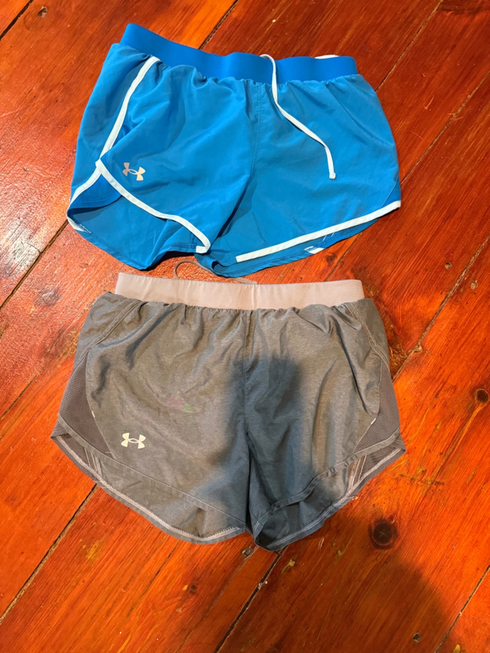 Athletic shorts set of 2